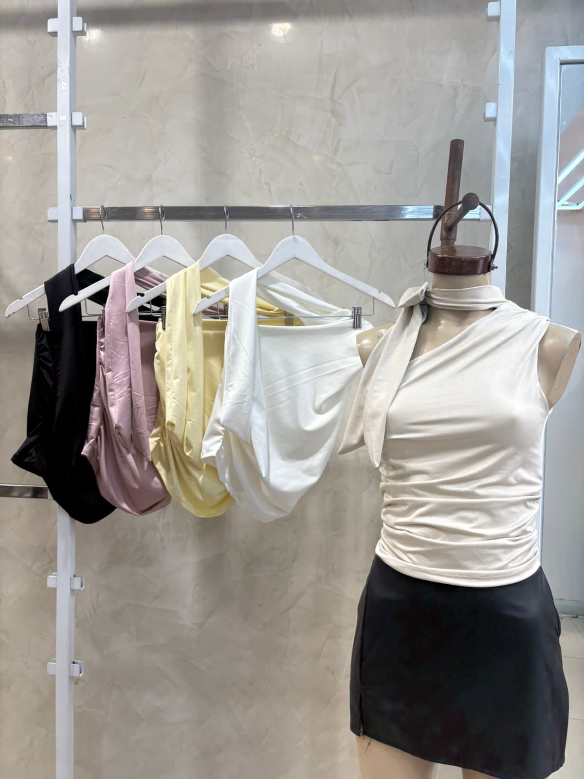 Top lazo en cuello (Microfibra)