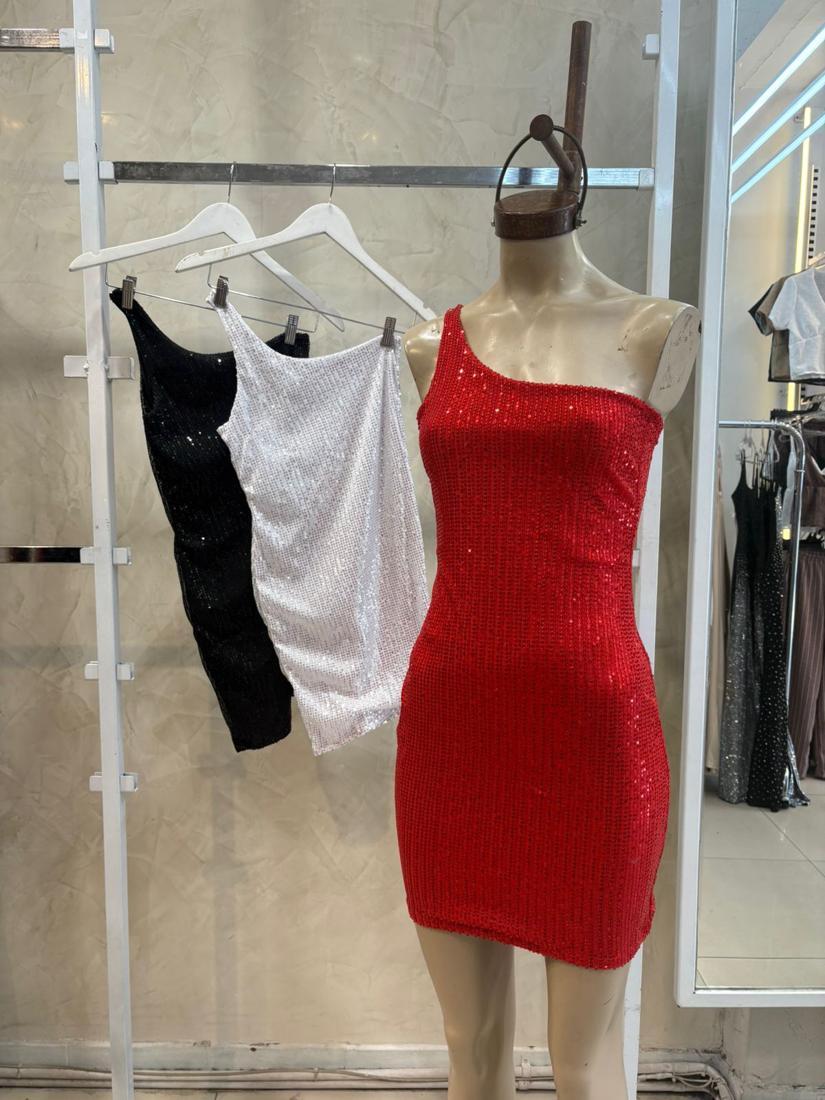 Vestido un hombro (Lentejuela)