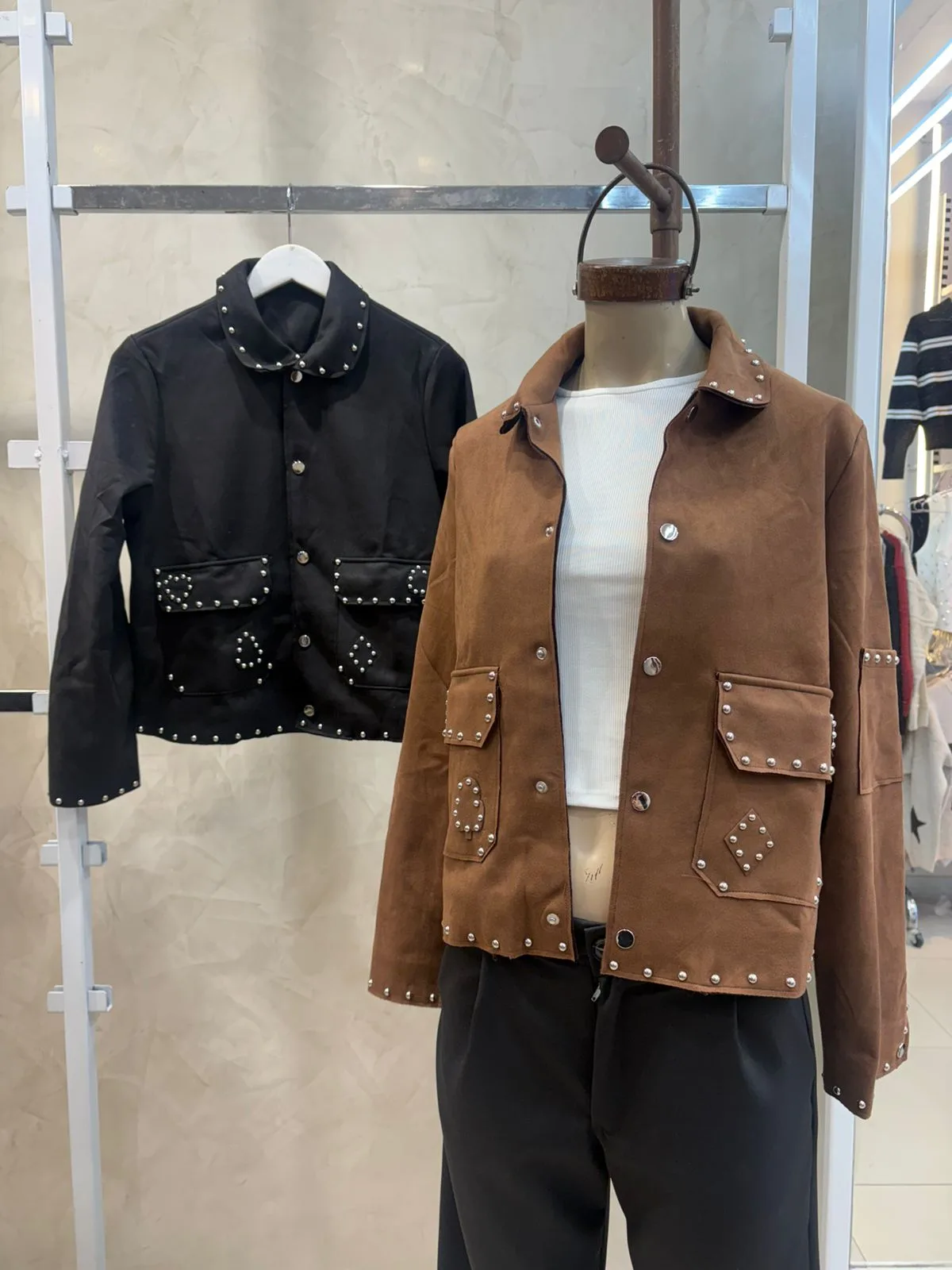 Chaqueta Tachas Gamuzado (importado)