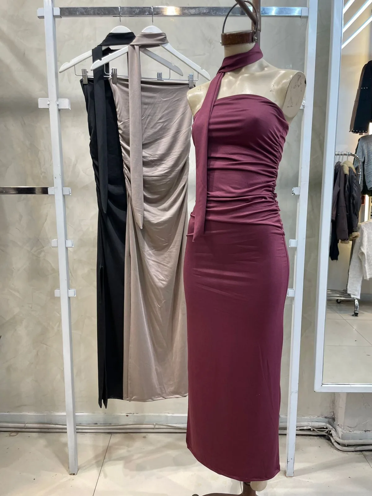 Vestido Straples c/ lazo (microfibra)