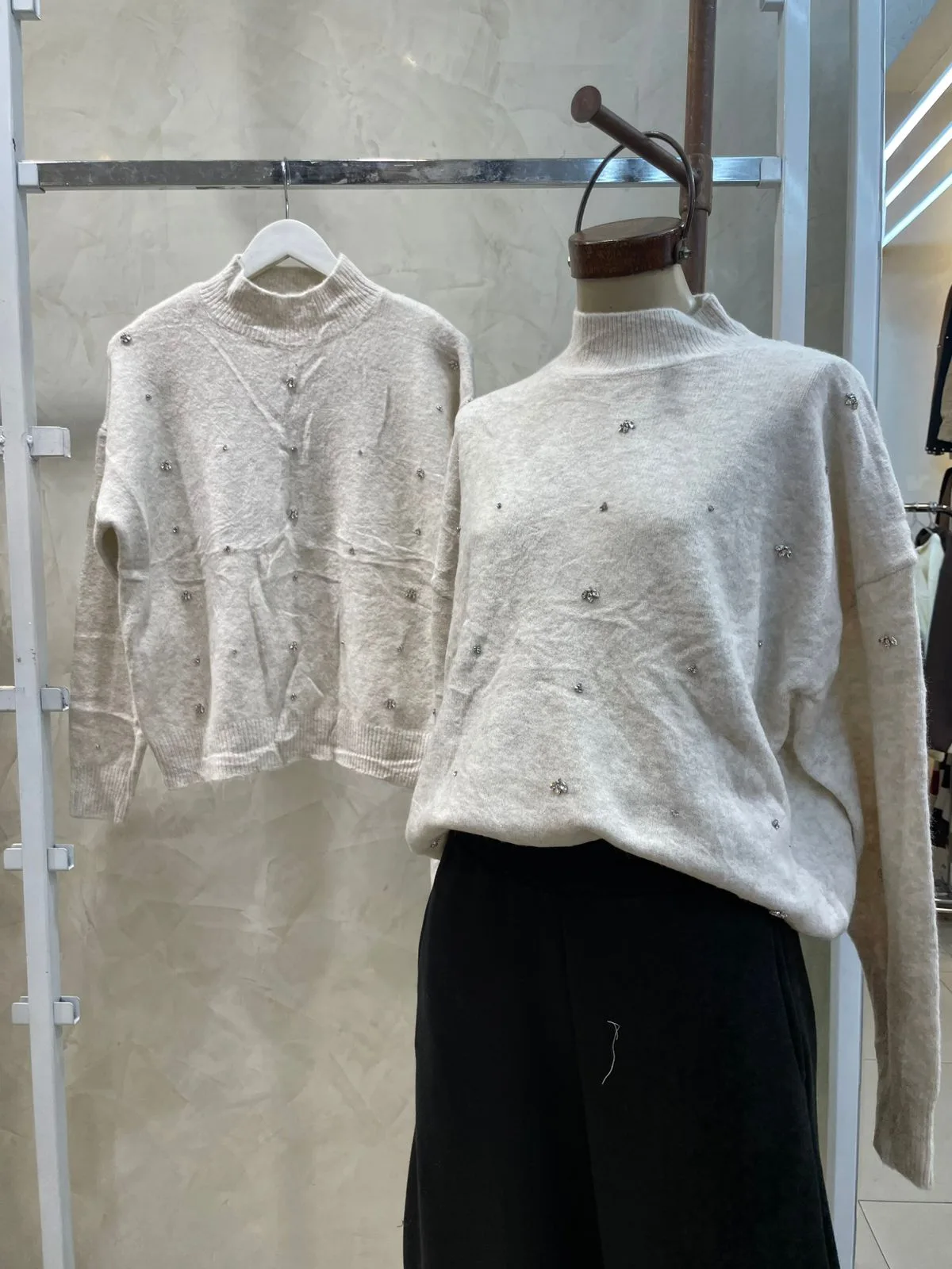 Sweater Tejido C/ piedras (importado)