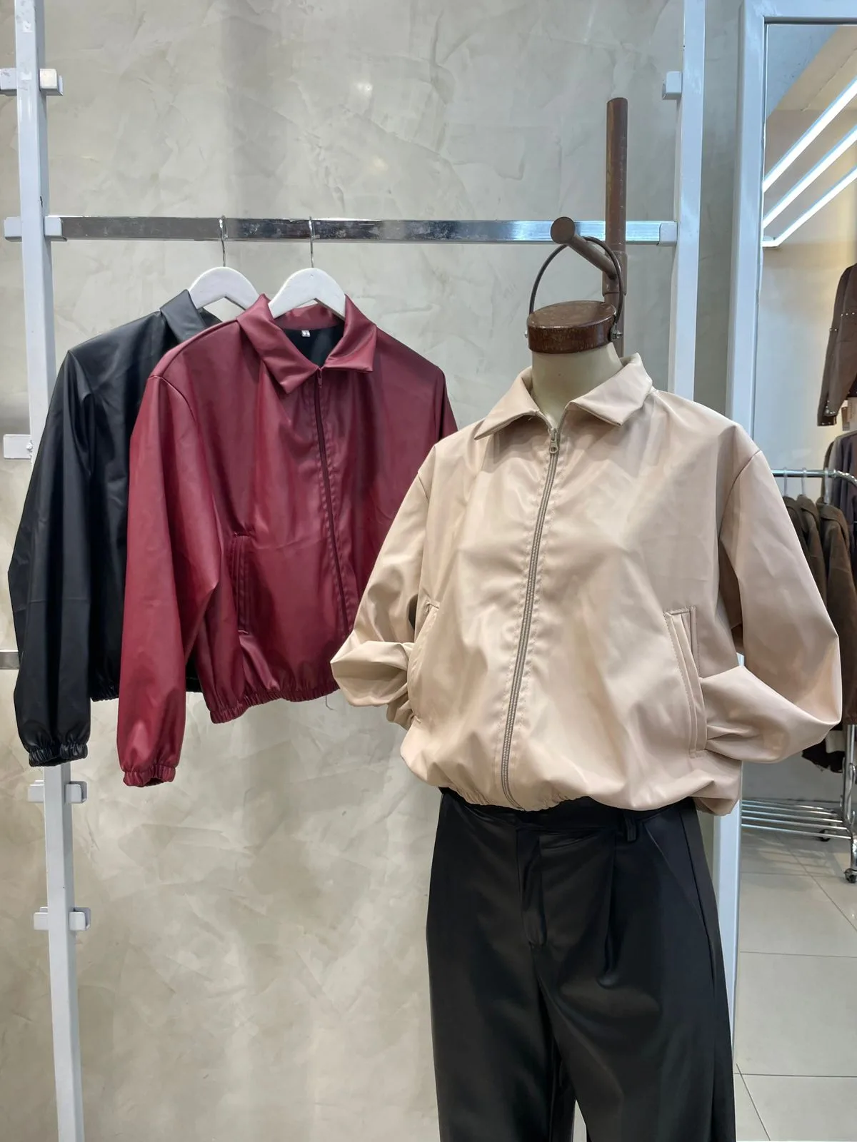 Campera Bolsillos (cuerina)