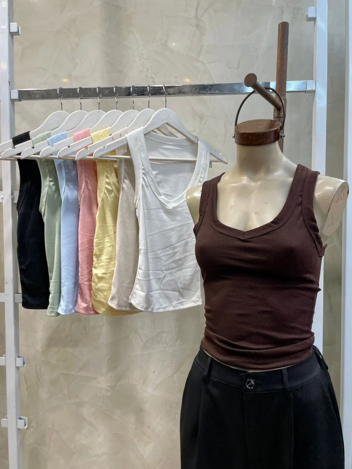 Musculosa escote u (morley)