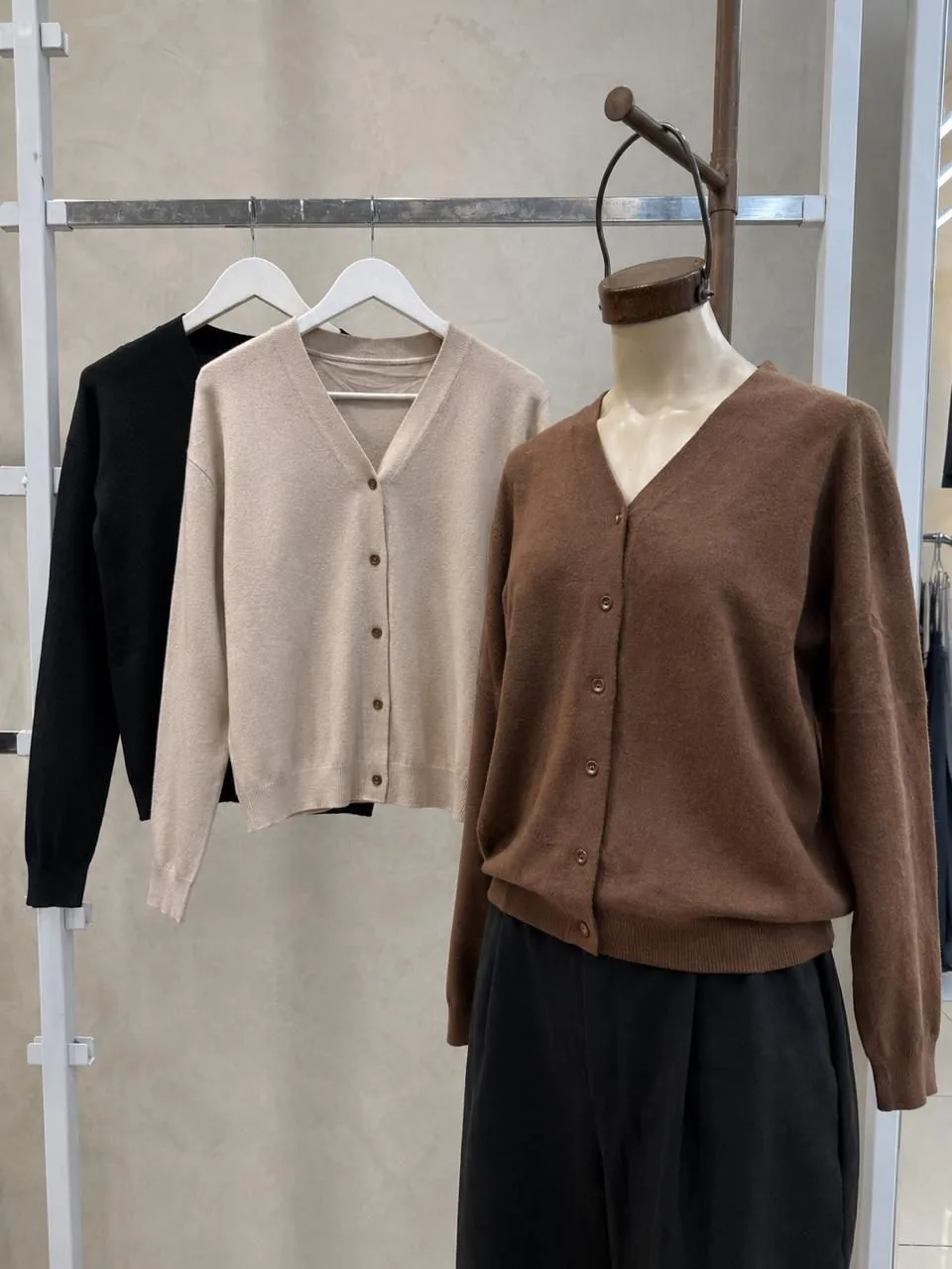 Cardigan V Botones (Importado)