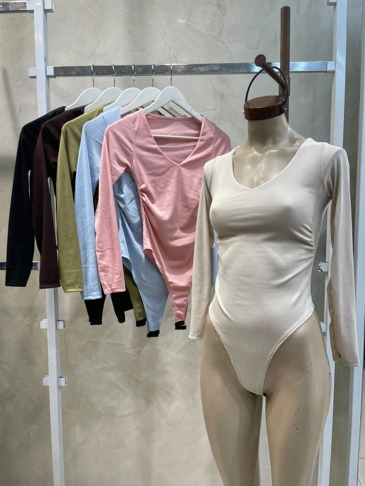 Body V fruncido (morley)