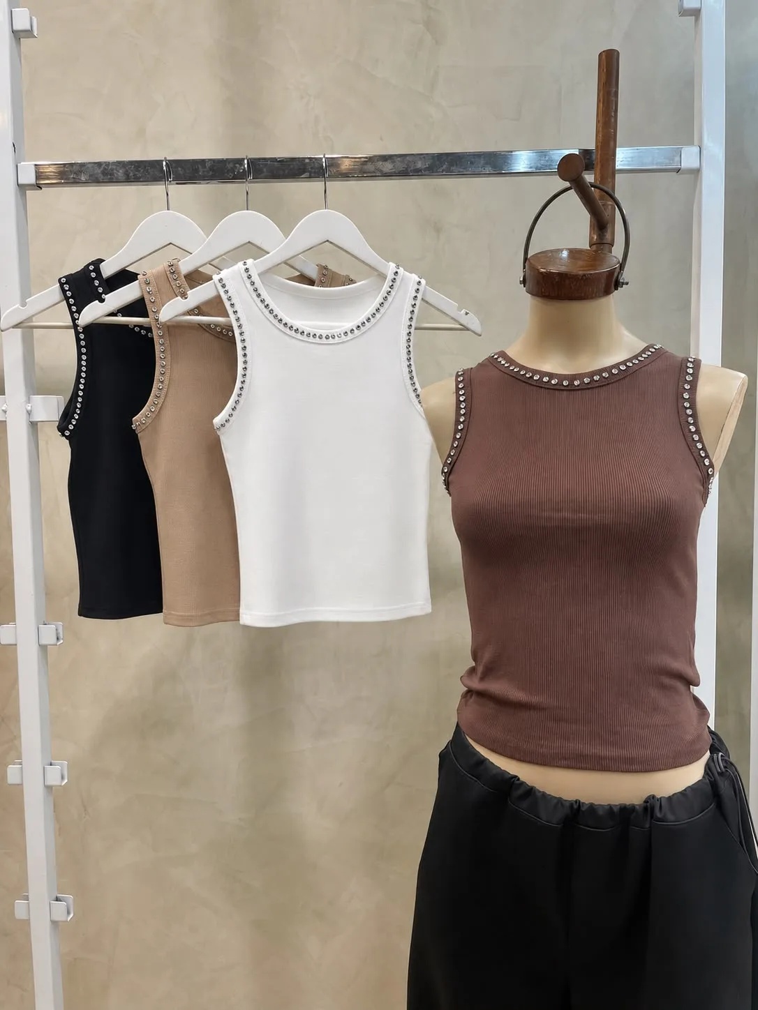 Musculosa Piedras (importado)