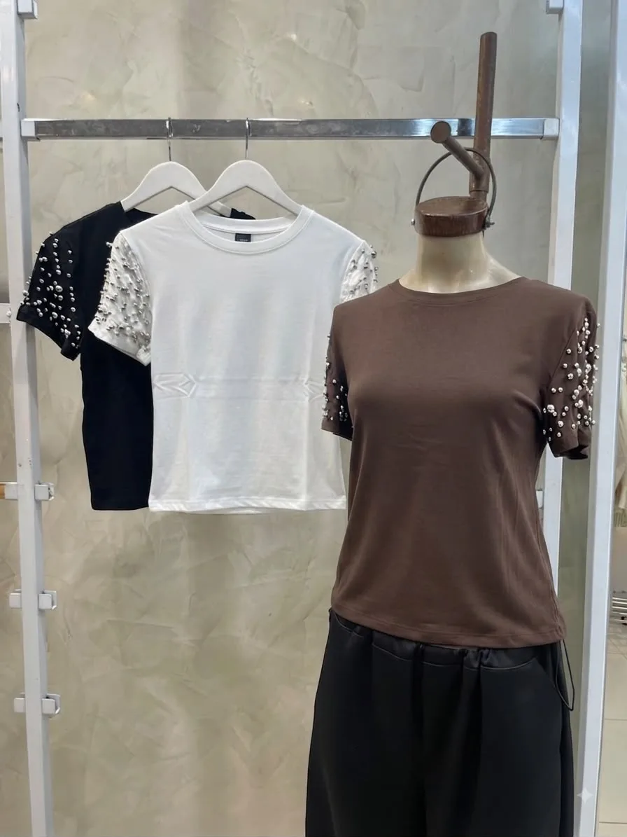 Remera c/ perlas en manga (importado)