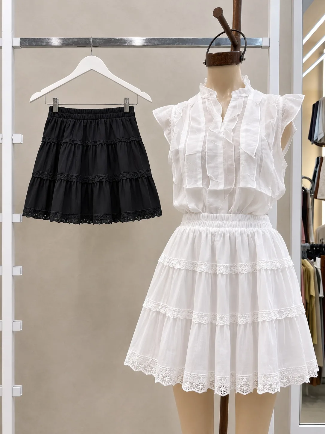 Pollera Short c/ puntilla (importado)