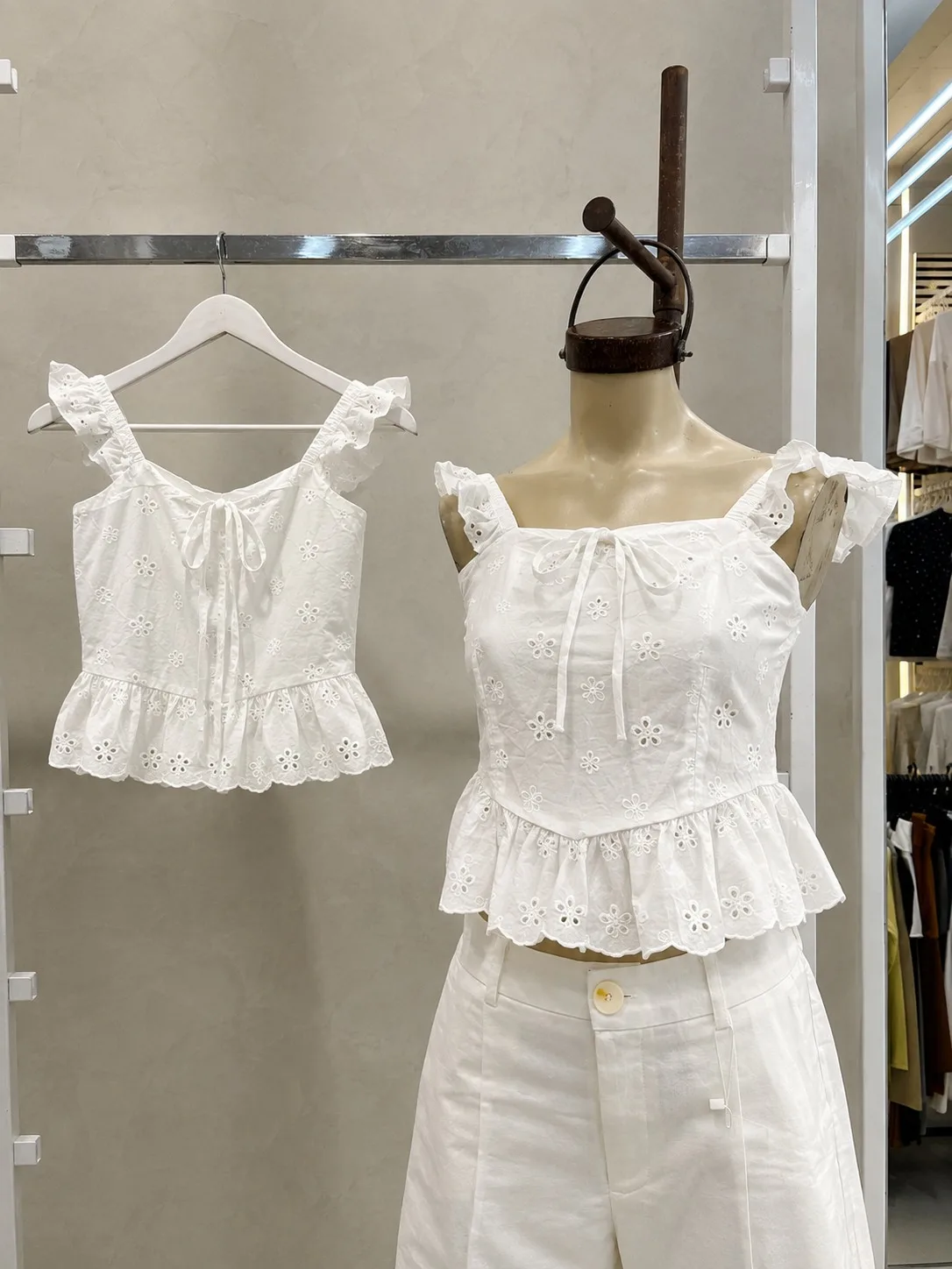 Blusa Bordado Tiras c/ volados (importado)