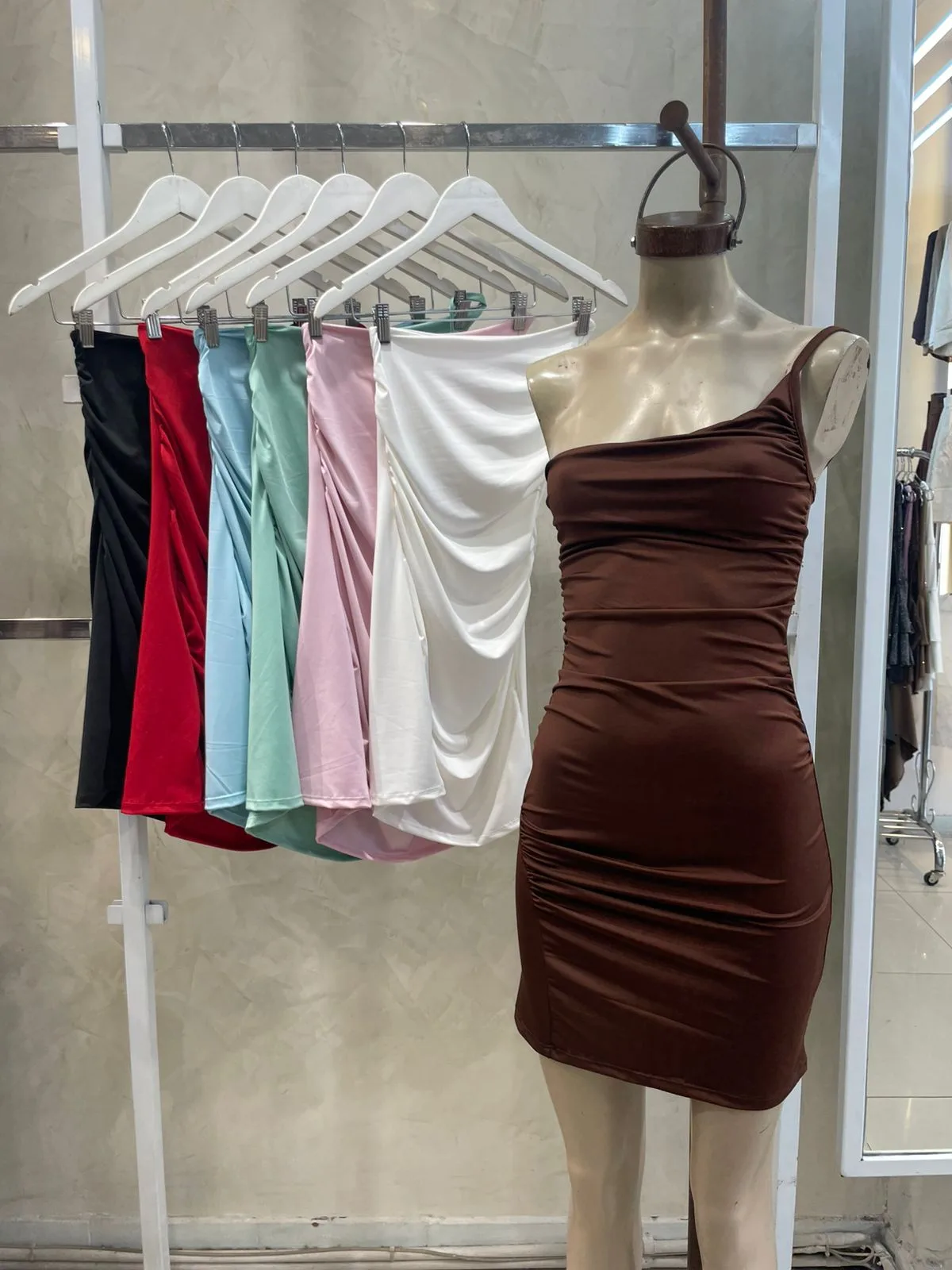 Vestido Corto Un Hombro (microfibra)