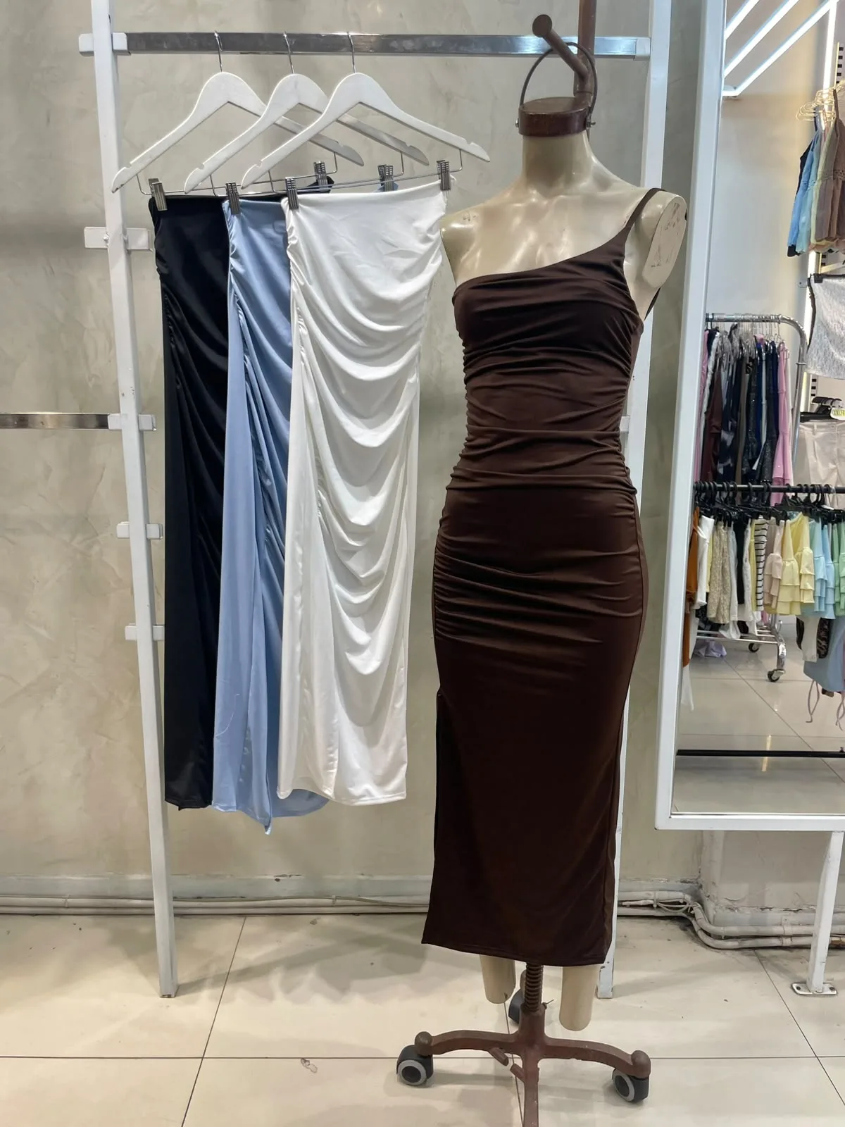 Vestido un hombro fruncido (Microfibra)