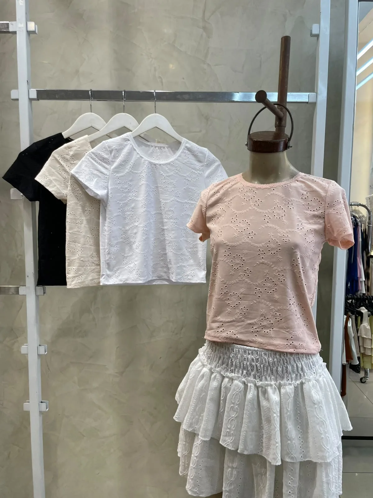 Remera Cuello Puntilla (brodery)