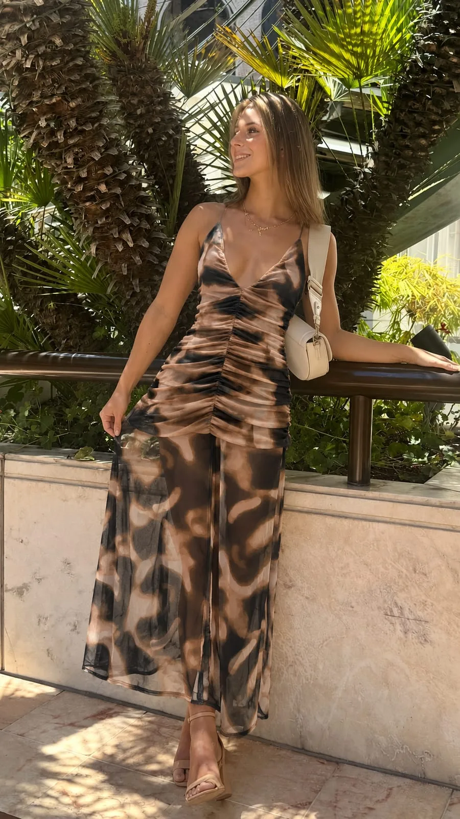 Vestido Cruzado Frunces (tull sublimado)